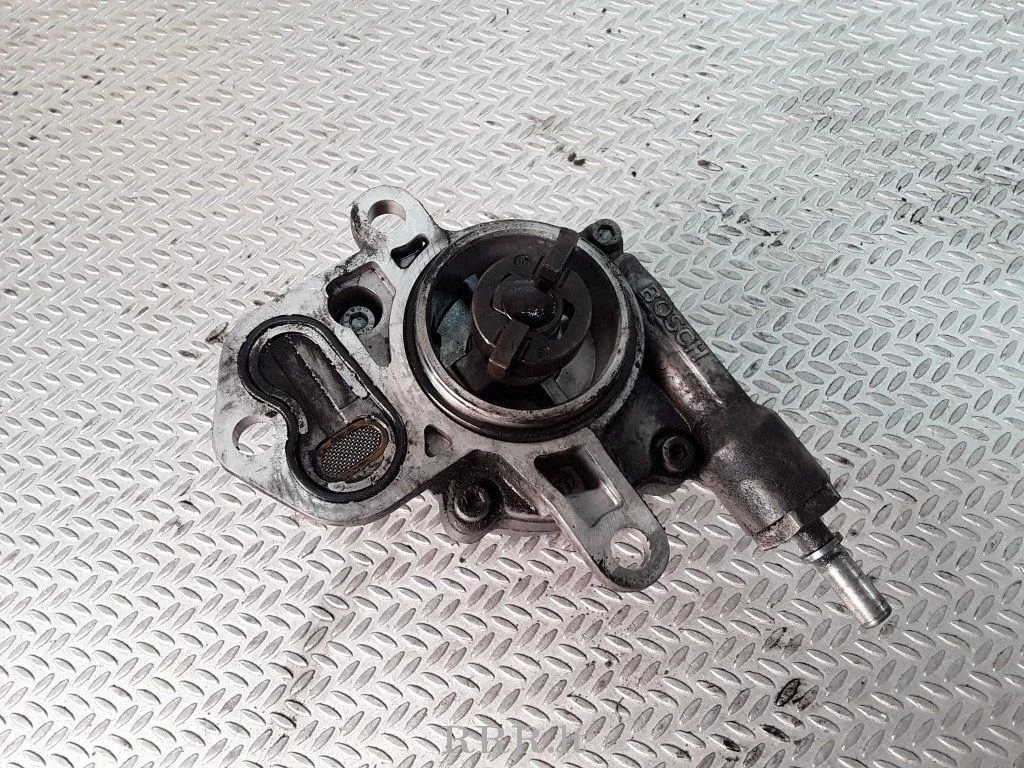 Vacuum pump – Peugeot 406 (1999-2006)