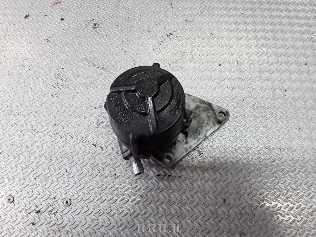 Vacuum pump