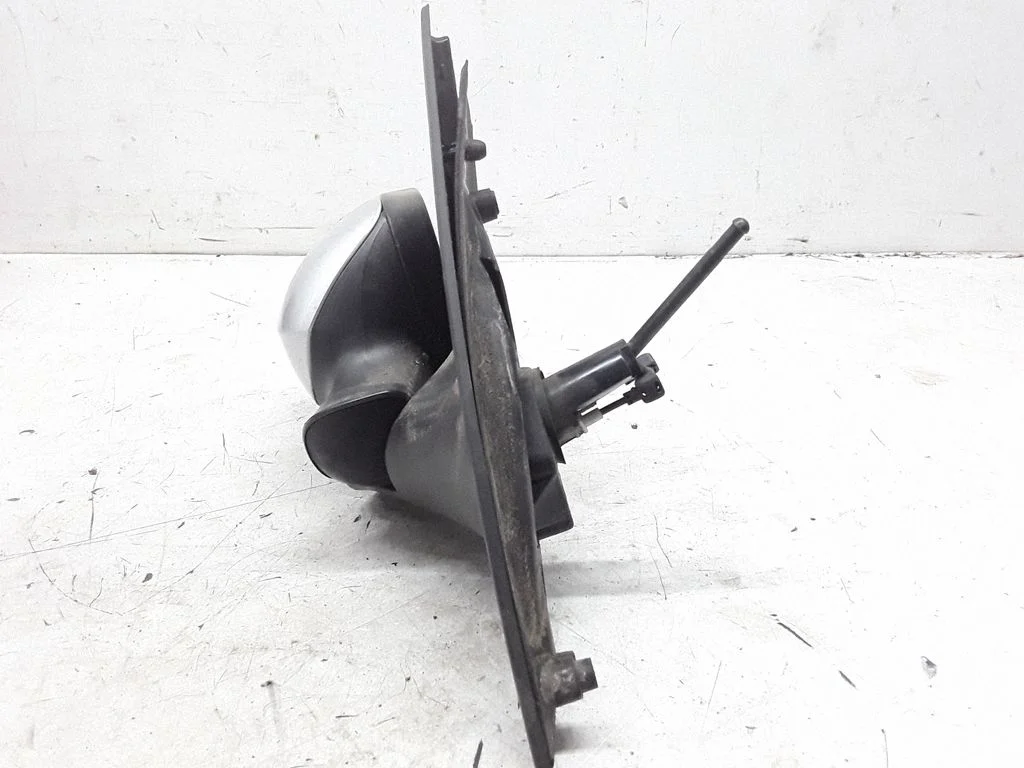 Mehaaniline välispeegel – Opel Corsa C (2000-2006)
