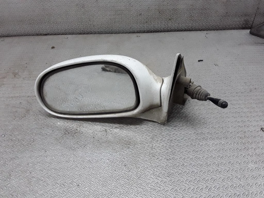 Manual wing mirror – left