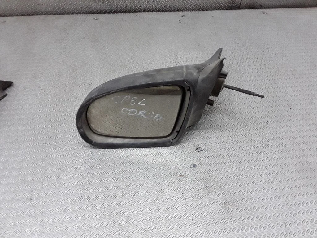 Mehaaniline välispeegel – Opel Corsa B (1993-2000)