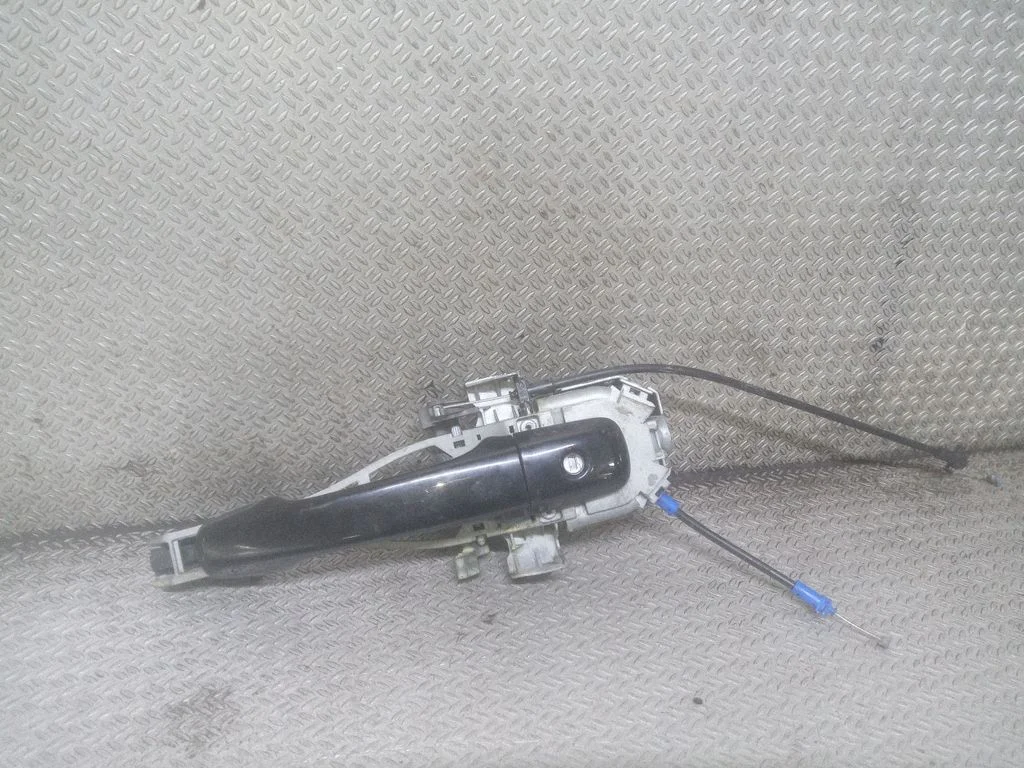 Front door exterior handle – Volvo C30 (2007-2010)