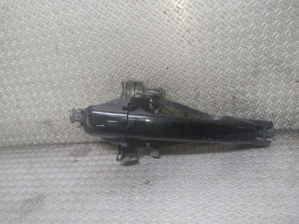 Front door exterior handle – Volvo C30 (2007-2010)
