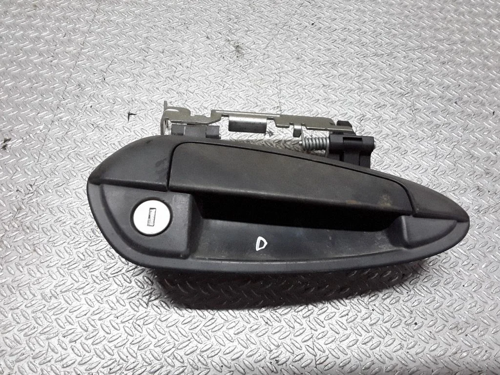 Klamka zewnętrzna drzwi przednich – Fiat Punto (188) (1999-2010)