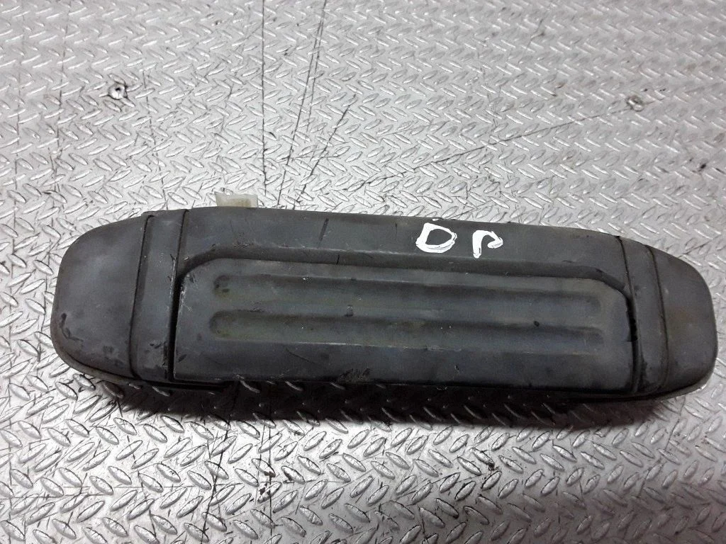 Front door exterior handle – Mitsubishi Pajero Sport I (1996-2008)