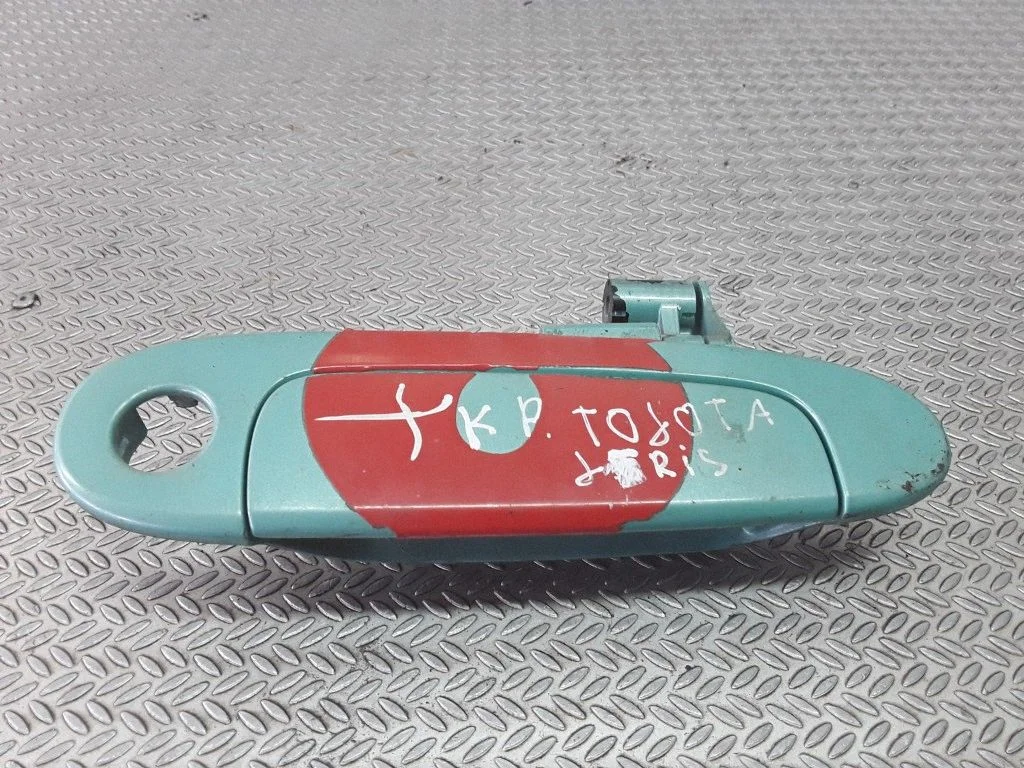 Ārējais atvēršanas rokturis – Toyota Yaris Verso (1999-2005)