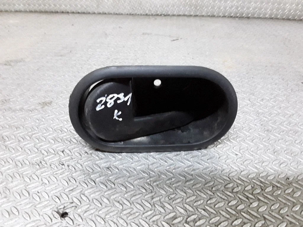 Front door interior handle – Ford Fiesta (2006-2008)