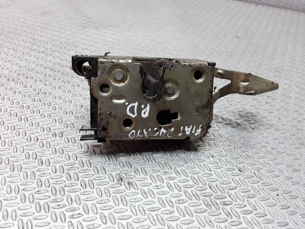Front door lock – Fiat Ducato (1994-2001)