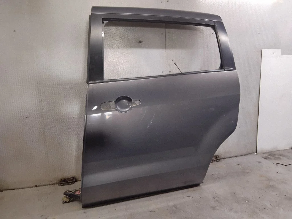 Side sliding door – left