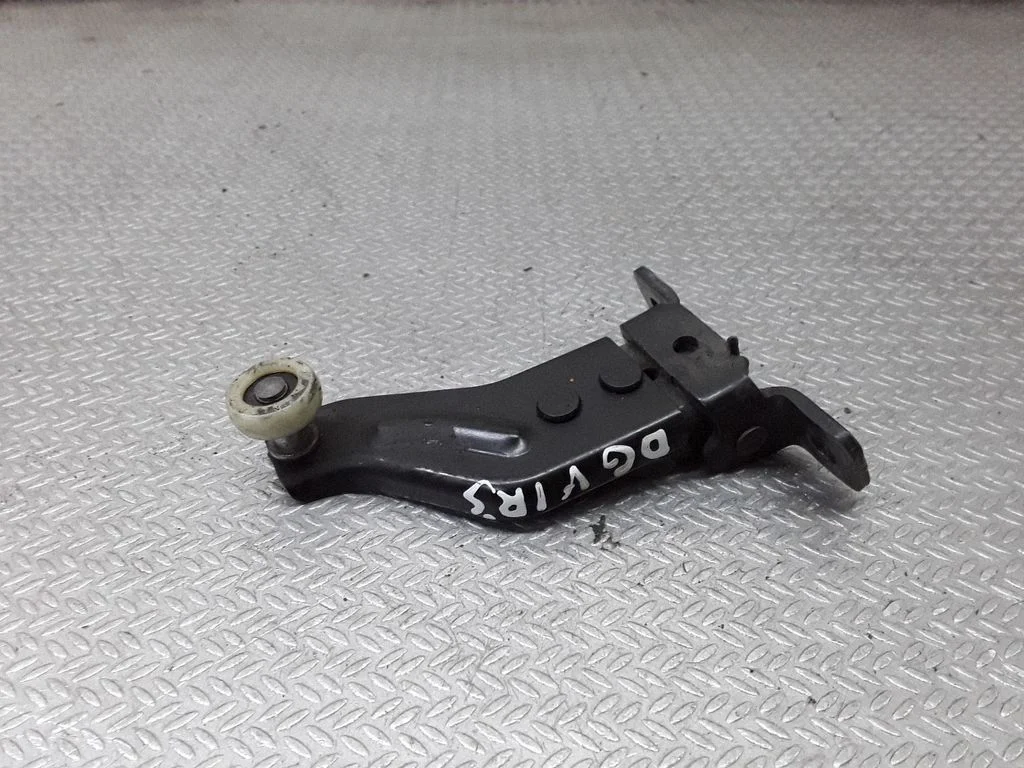Sliding door upper roller guide/hinge – Ford Grand C-MAX (2010-2019)