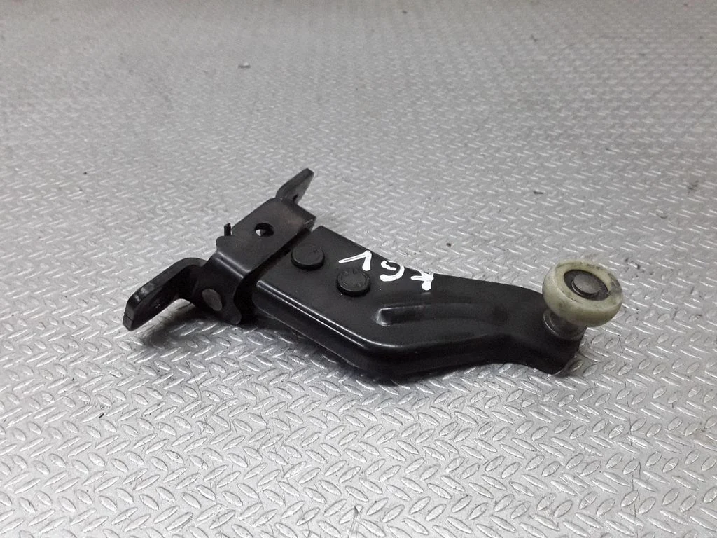 Sliding door upper roller guide/hinge – Ford Grand C-MAX (2010-2019)