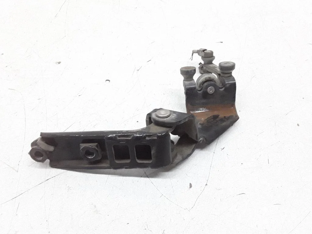 Sliding door lower roller guide/hinge 7H0943335D