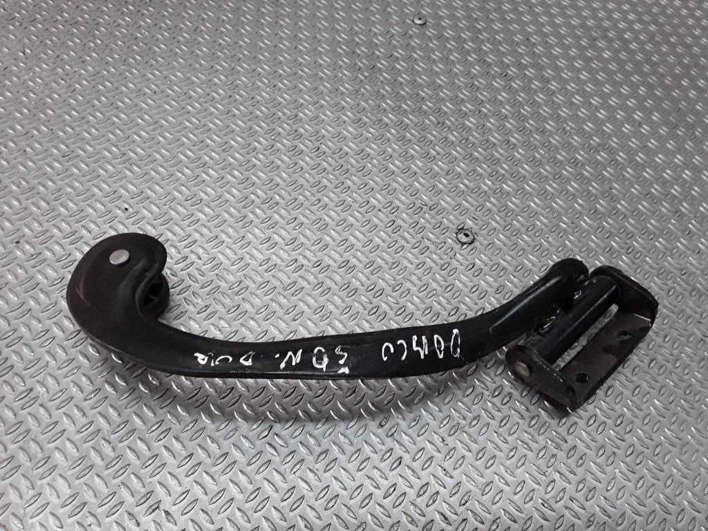Sliding door upper roller guide/hinge – Fiat Doblo (2000-2009)