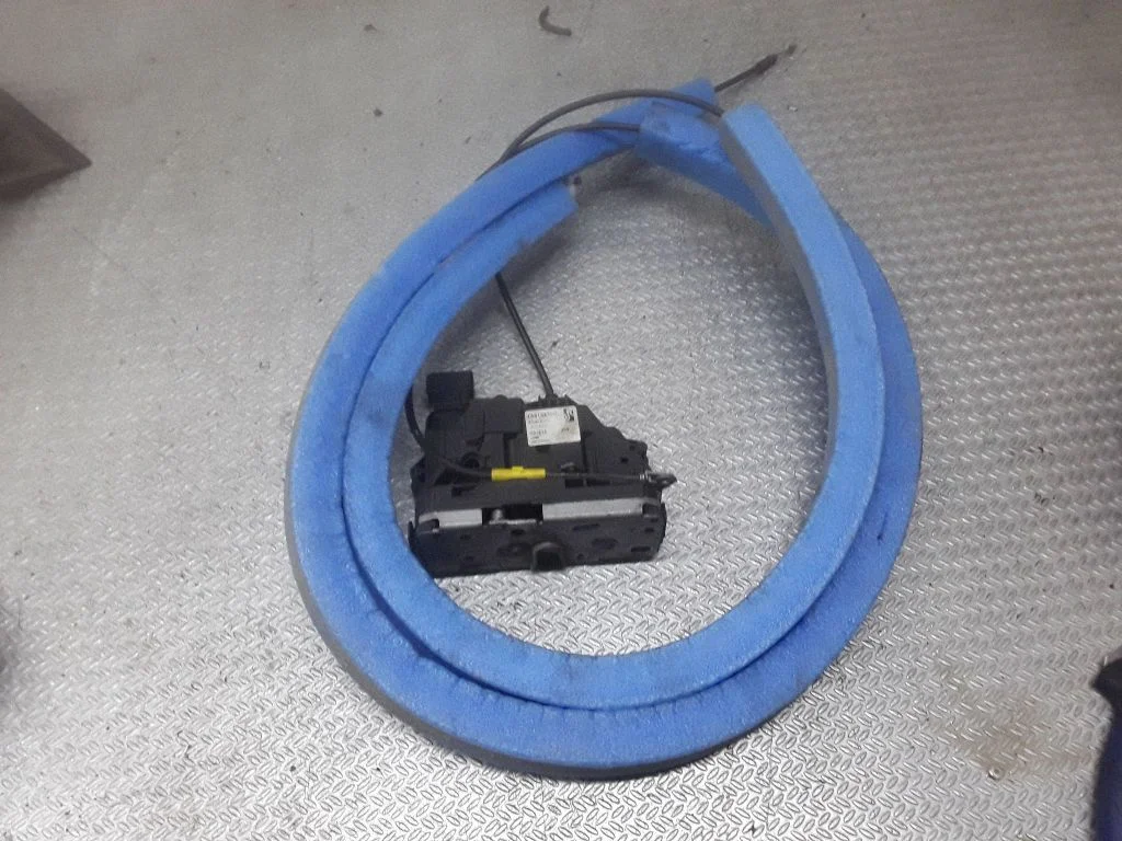 Sliding door lock – Citroen Jumper (2007-2013)