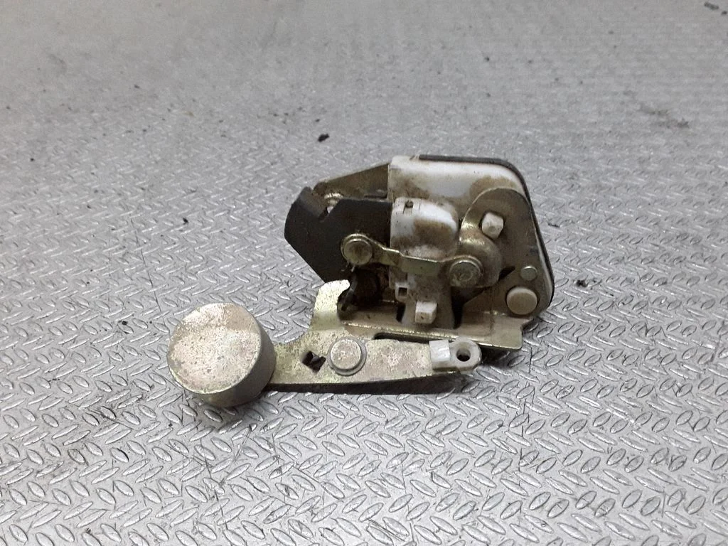 Sliding door lock – Hyundai H-1, Starex, Satellite (1997-2008)