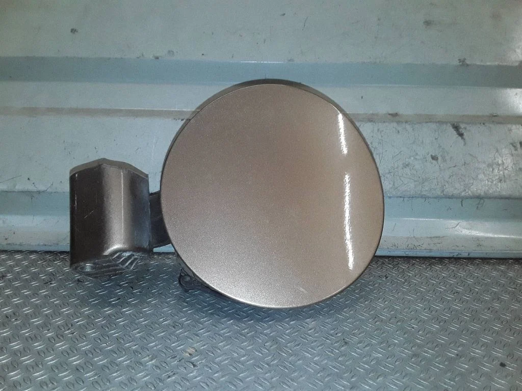 Degvielas tvertnes vāciņš 695101Y000