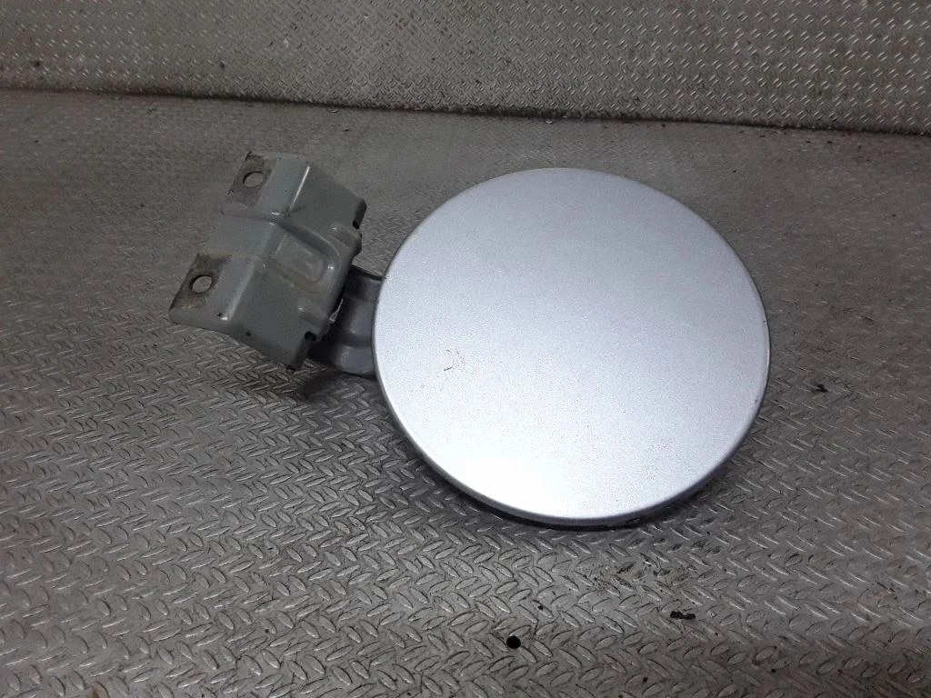 Fuel tank cap – Mitsubishi Grandis (2003-2011)