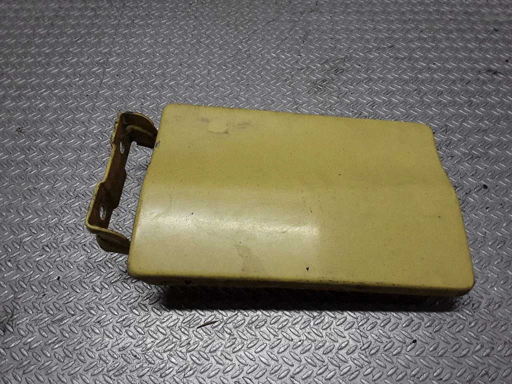 Fuel tank cap – Mercedes-Benz Vito Viano W638 (1996-2003)