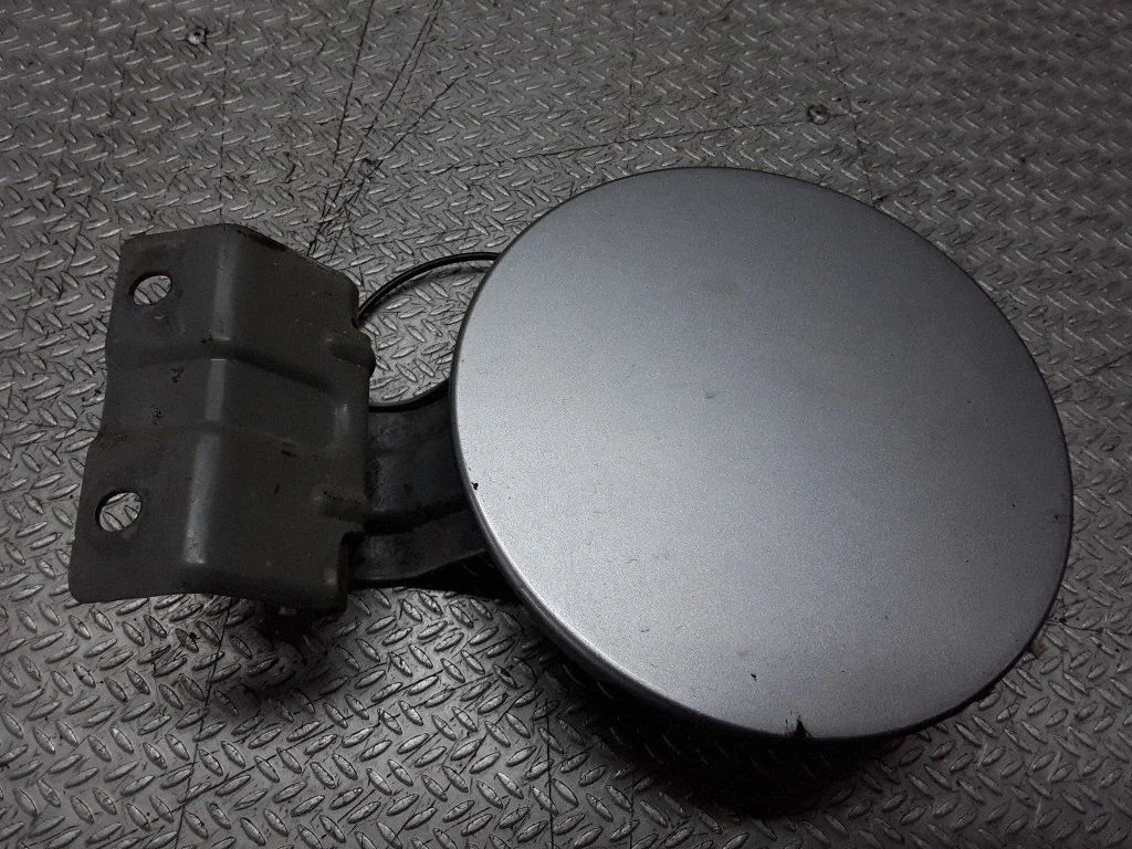 Fuel tank cap – Mitsubishi Grandis (2003-2011)