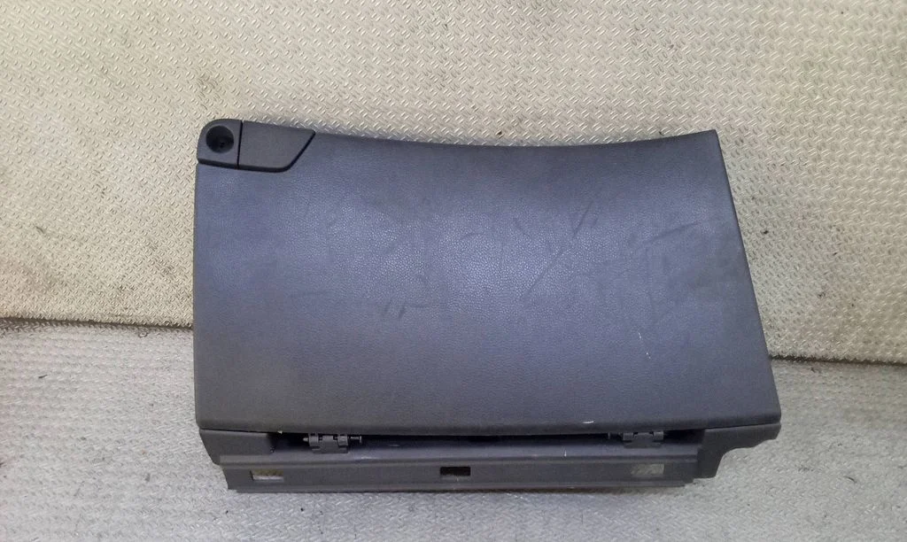 Glove box – Hyundai i40 (2011-)