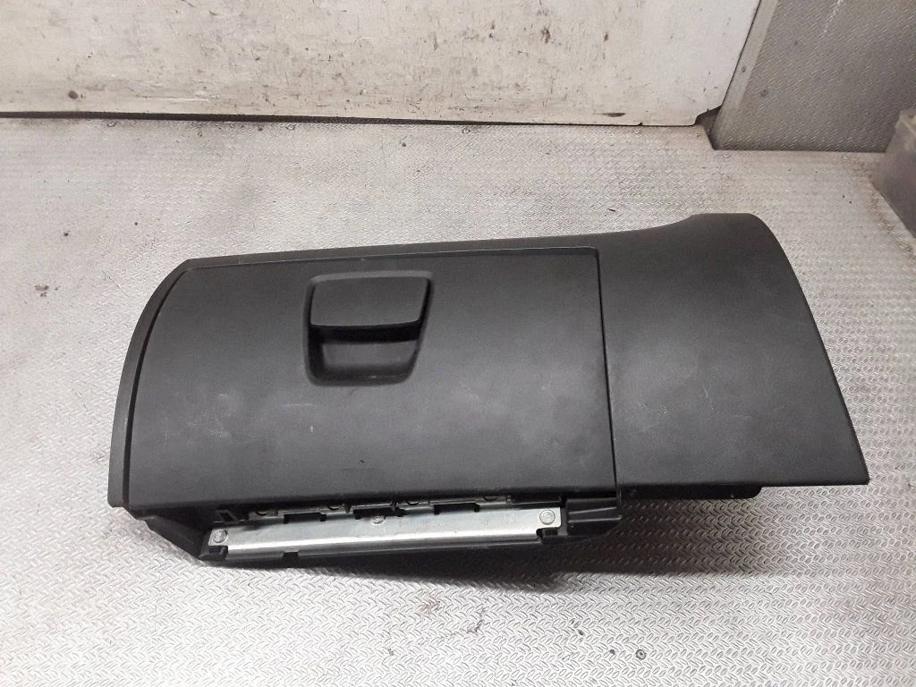 Glove box – Fiat Ducato (2014-)
