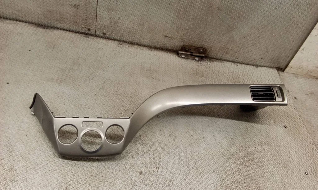 Dashboard glove box trim – Subaru Forester SH (2008-2013)