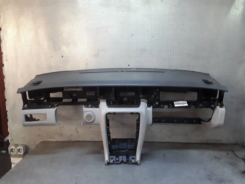 Dashboard 847103F000NF