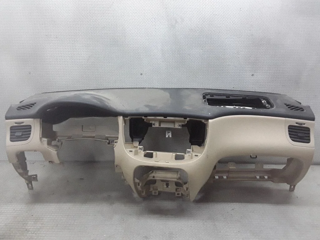 Dashboard – KIA Rio (2001-2005)
