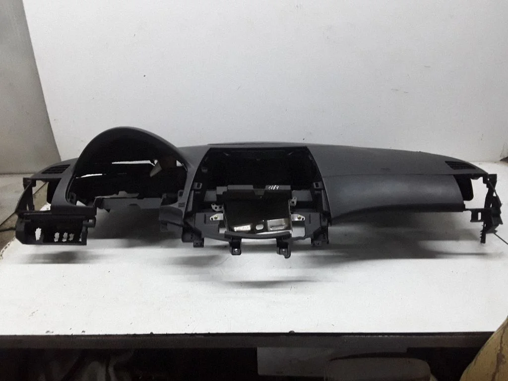 Armatuurlaud – Mitsubishi Grandis (2003-2011)