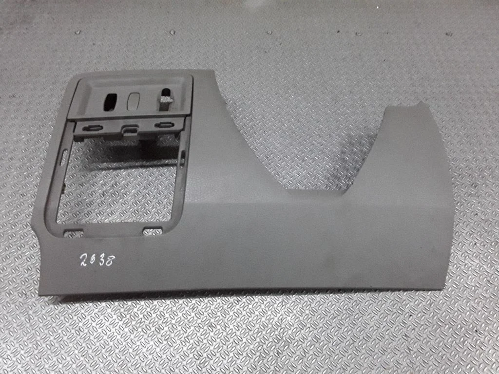 Dashboard lower bottom trim panel – Renault Modus (2004-2007)
