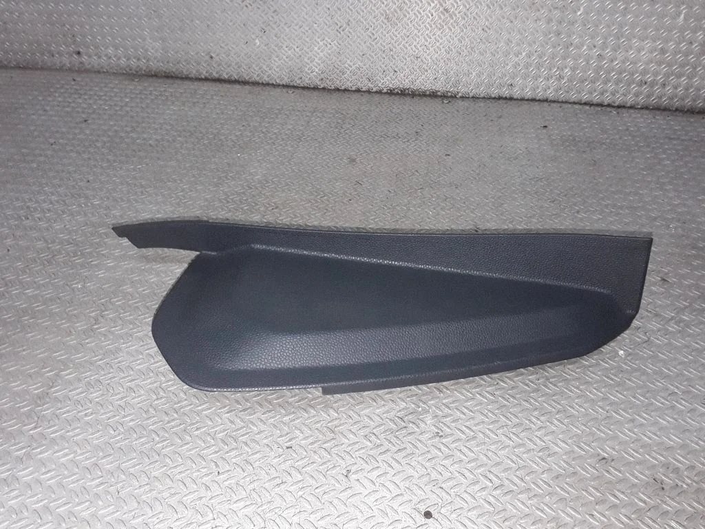 Dashboard side end trim – Ford Fiesta (2009-2012)