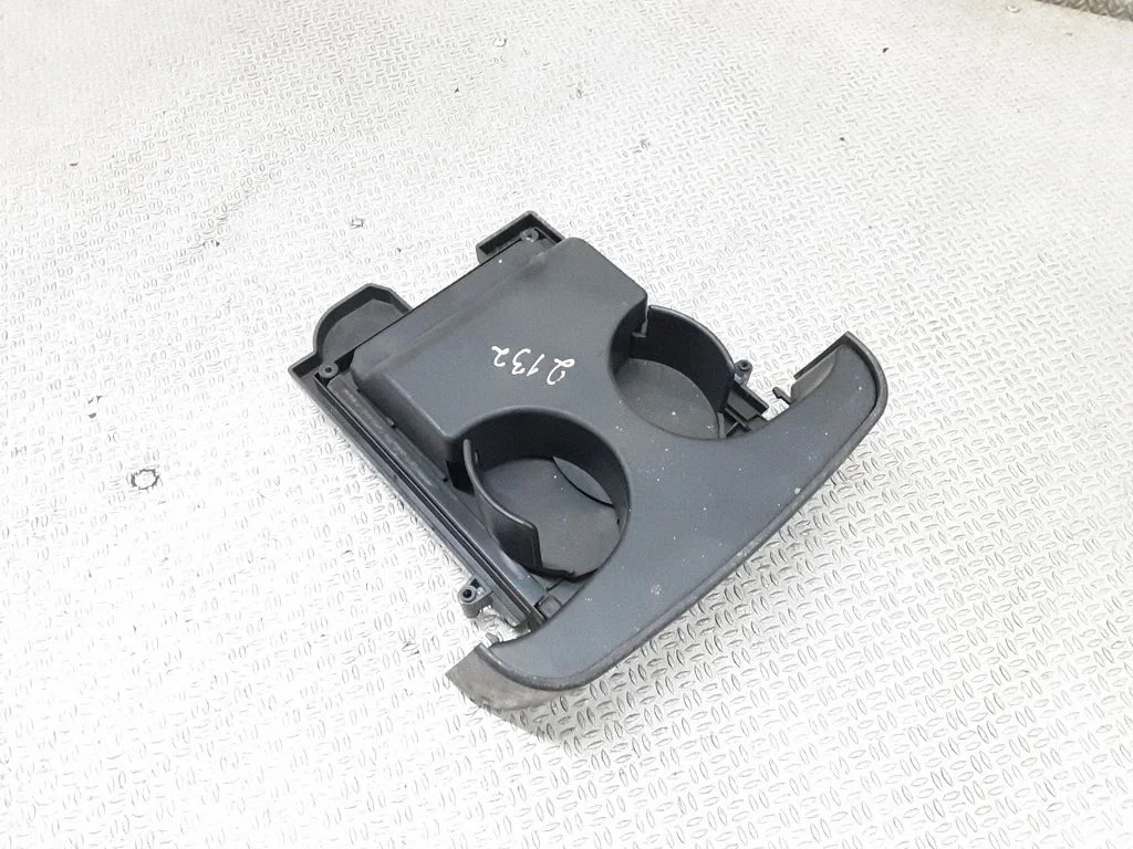 Cup holder – Jeep Grand Cherokee (WJ) (1999-2004)