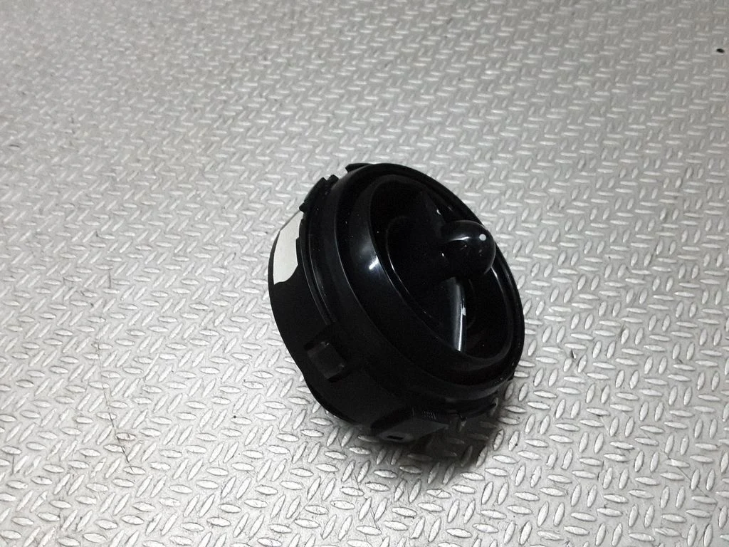 Dashboard side air vent grill/cover trim – Mini One - Cooper R50 - 53 (2001-2006)
