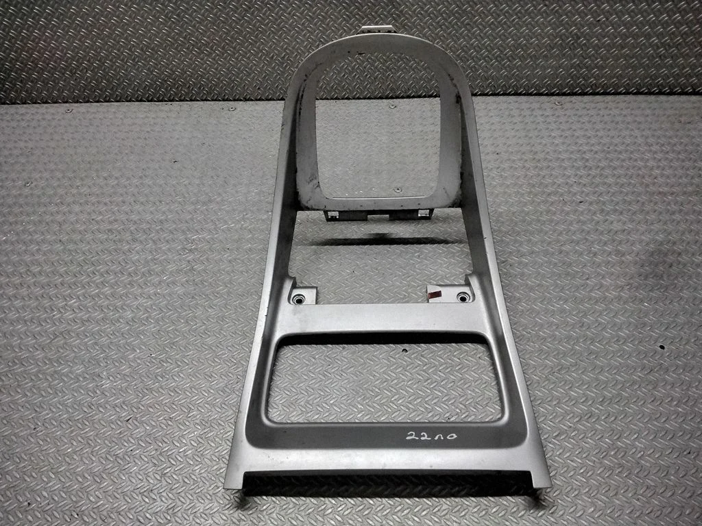 Käigukangi ümbrise viimistlus (plastik) – Peugeot 307 (2005-2008)