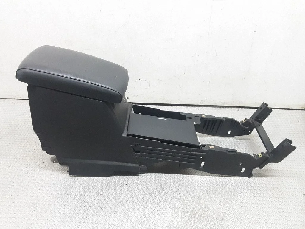 Center console 96910