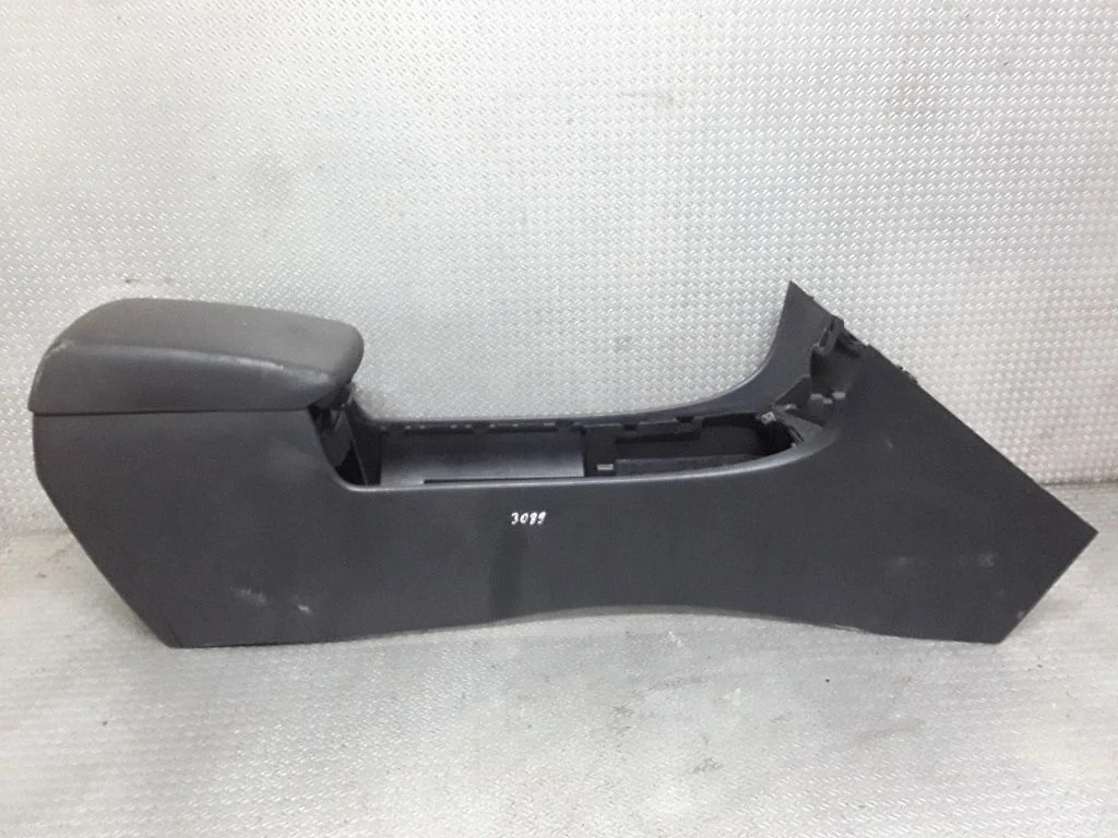 Center console – Mazda 3 I (2003-2006)