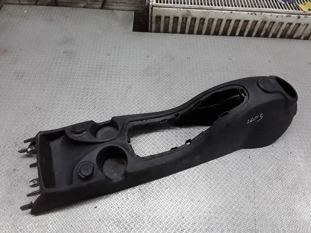 Center console – Citroen C3 (2005-2010)
