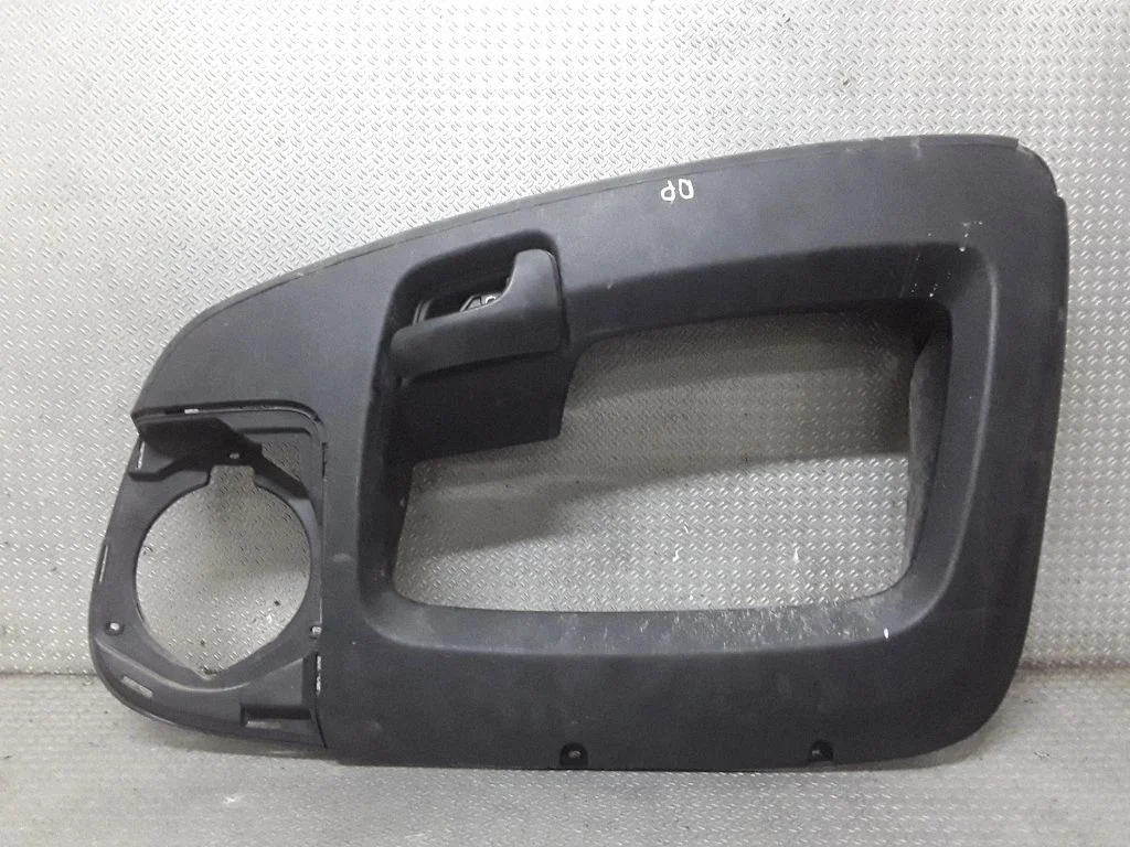 Front door card panel trim – Fiat Ducato (2007-2014)
