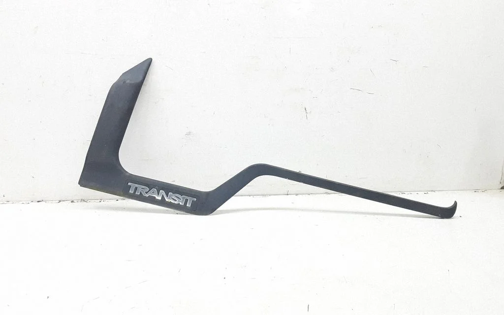 Other front door trim element YC1521117AKW