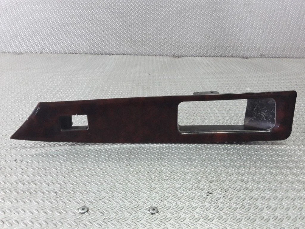 Front door interior handle trim – Audi A8 S8 D2 4D (1994-2002)