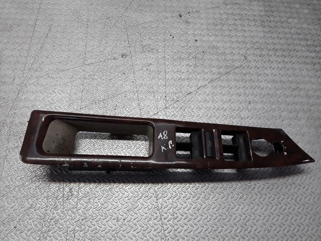 Front door interior handle trim – Audi A8 S8 D2 4D (1994-2002)