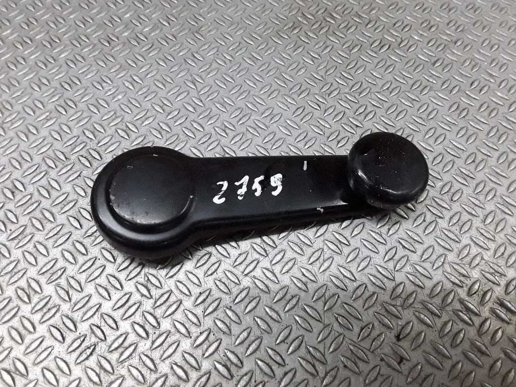 Rear door window winding handle – Honda Jazz (2002-2008)