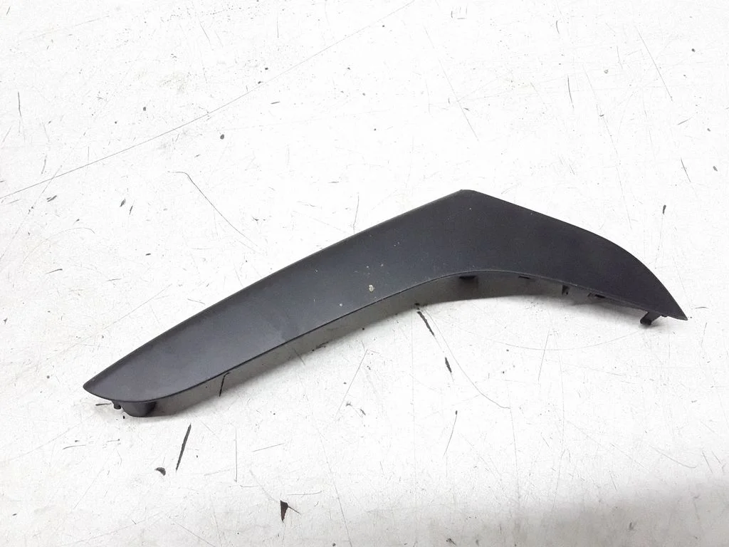 Rear door handle trim – Volkswagen Passat CC (2008-2016)