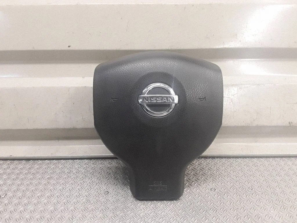 Steering wheel airbag – Nissan Note (E11) (2006-2014)