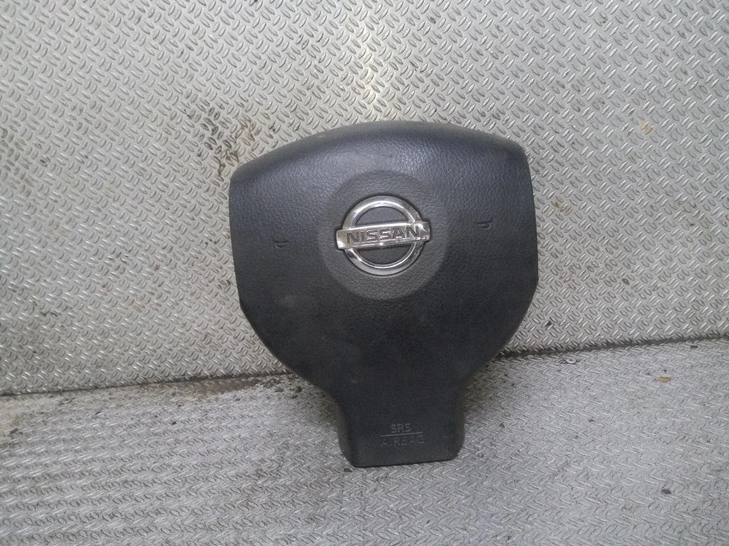 Steering wheel airbag – Nissan Note (E11) (2006-2014)