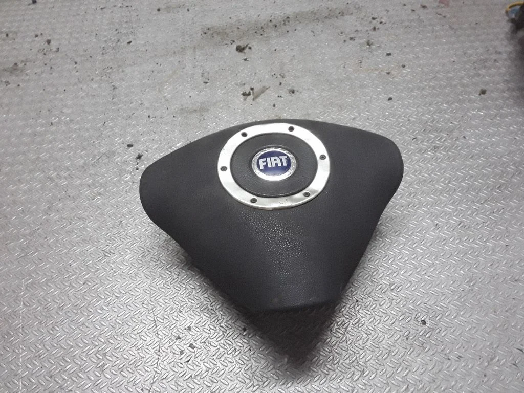 Steering wheel airbag – Fiat Punto (188) (1999-2010)