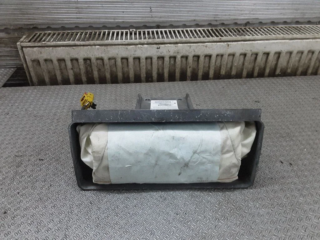 Pasažiera drošības spilvens – Chrysler Grand Voyager IV (2001-2007)