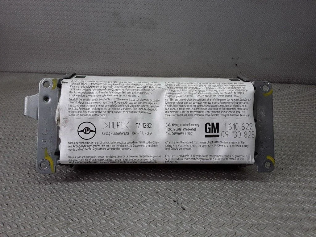 Passenger airbag – Opel Omega B2 (1999-2003)