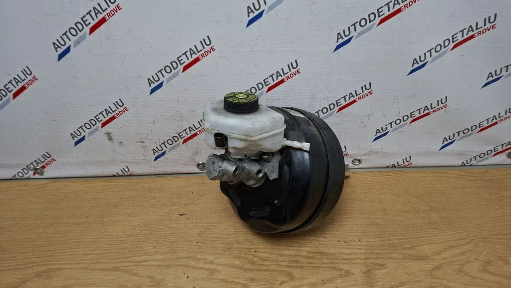 Brake booster 6798423