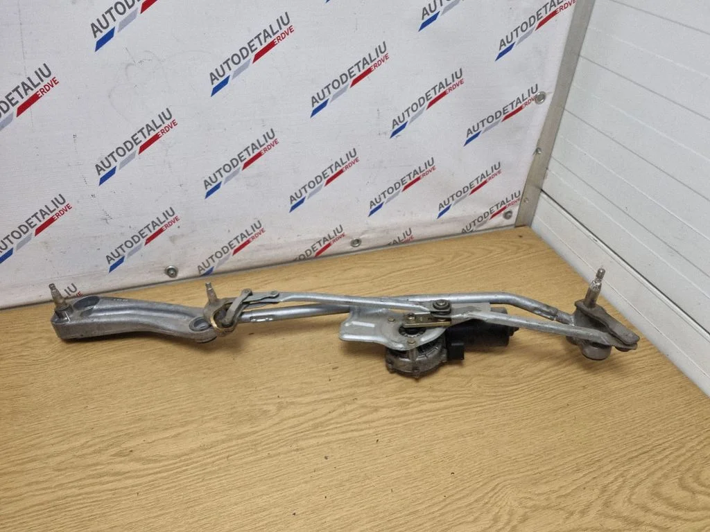 Front wiper linkage and motor – BMW 5 Series E39 (1996-2003)